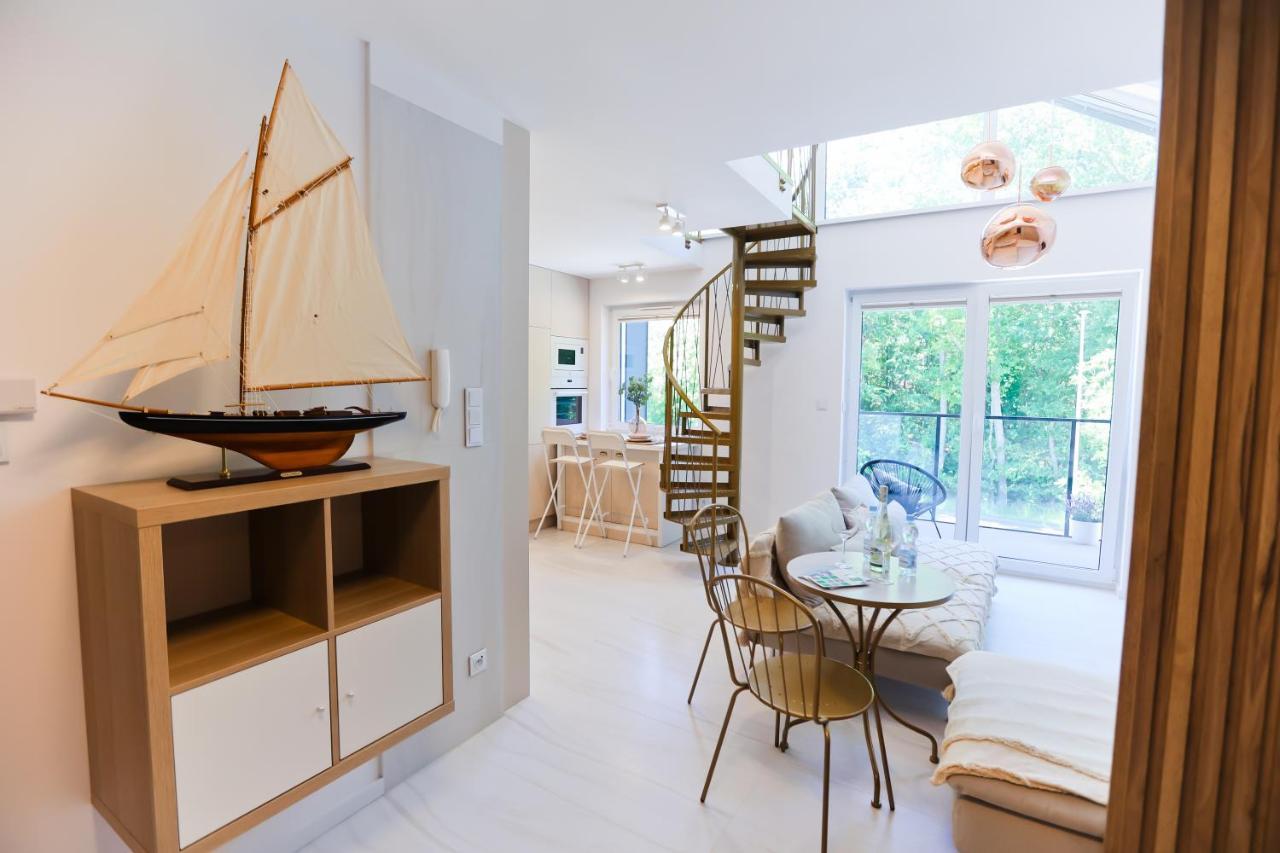 M&K Apartamenty Sailors Golden Yacht, Gdansk - Wyspa Sobieszewska エクステリア 写真