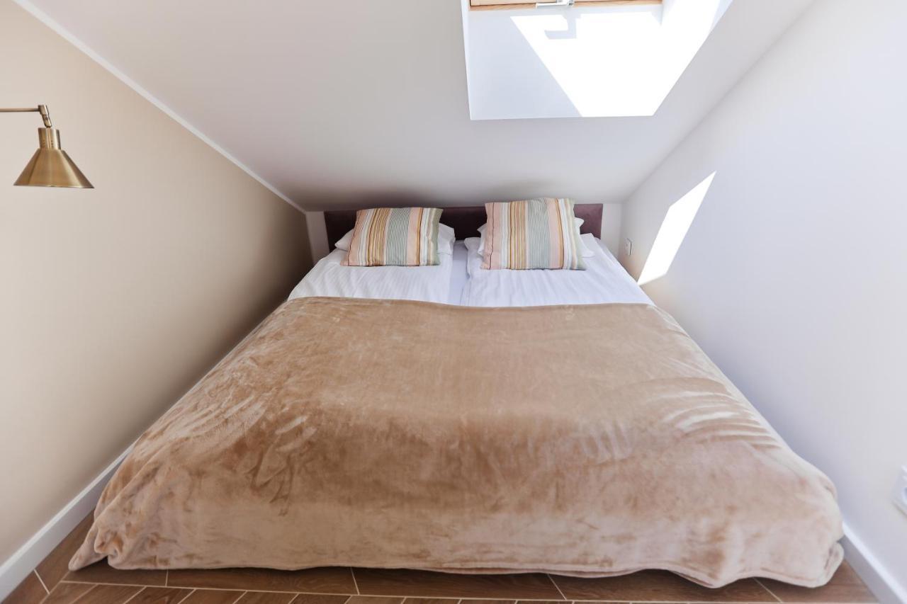 M&K Apartamenty Sailors Golden Yacht, Gdansk - Wyspa Sobieszewska エクステリア 写真